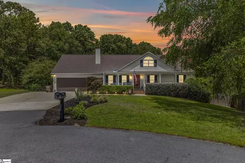 123 Crompton Dr, Pelzer, SC 29669 photo 1