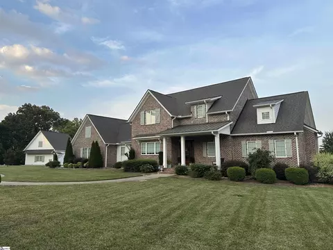 1330 Jonesville Rd, Simpsonville, SC 29681
