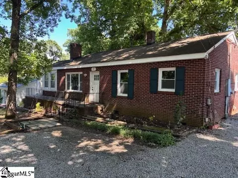 210 Grace Ave, Easley, SC 29640