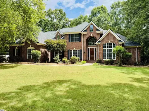 204 Ansonborough, Belton, SC 29627