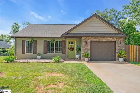 65 Chick Springs Rd, Taylors, SC 29687