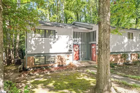100 Briarview Cir, Greenville, SC 29615