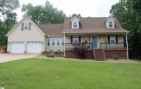831 Tubbs Mt Rd, Travelers Rest, SC 29690