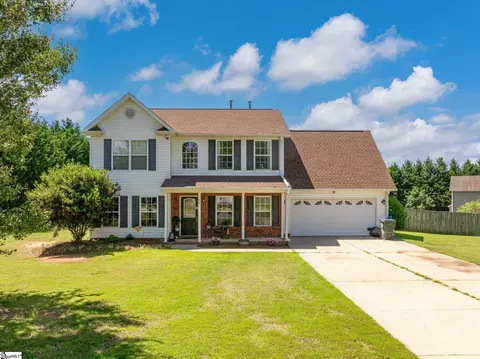 518 N Hampton Meadows Dr, Lyman, SC 29365