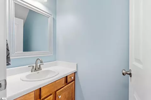 Bath - 14 Cork Dr, Greer, SC 29650 photo 4 of 4
