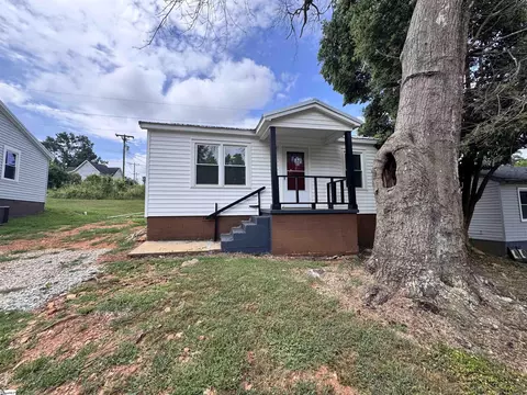 48 Bagwell Cir, Greenville, SC 29605