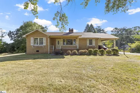 25 Goodwin Dr, Taylors, SC 29687