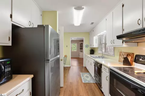 Entry Way - 310 Downs Blvd, Clemson, SC 29631 photo 2 of 4
