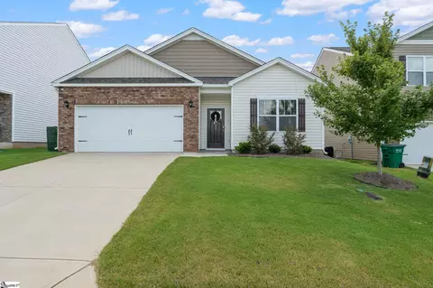 745 Rockhurst Way, Woodruff, SC 29388