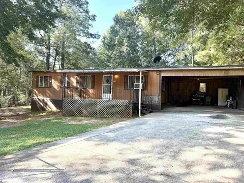 144 Davis St, Central, SC 29630