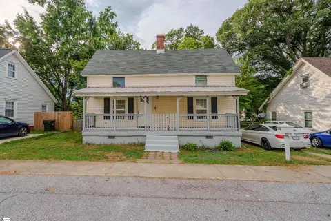 108 Third St, Fountain Inn, SC 29644