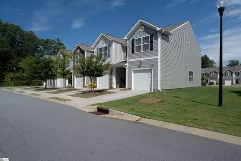 114 Southridge Ct, Easley, SC 29642