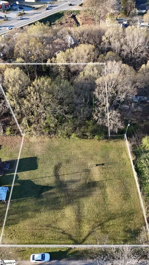 00 Thomas Notch Aly, Greenville, SC 29611