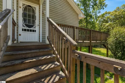 Exterior - 117 Justin Ct, Easley, SC 29640 photo 8 of 11