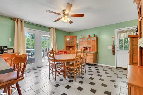 Dining - 117 Justin Ct, Easley, SC 29640 photo 3 of 5