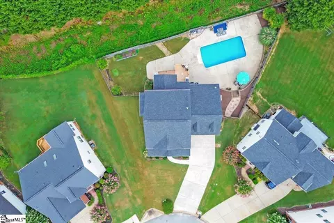 23 Annenberg Ln, Greer, SC 29650 photo 2