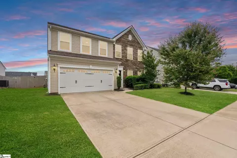 247 Chestatee Ct, Simpsonville, SC 29680