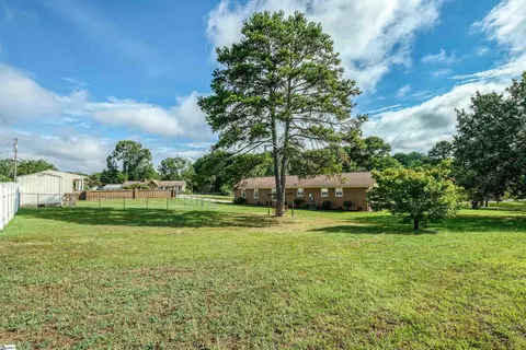 Exterior - 7 Lisa Dr, Williamston, SC 29697 photo 7 of 9