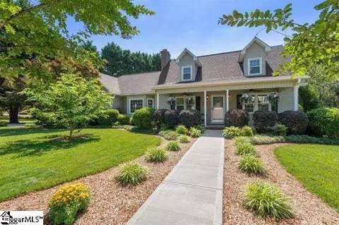 103 Oak Wind Cir, Greer, SC 29651