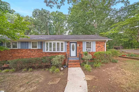 24 Bluffside Dr, Greenville, SC 29611