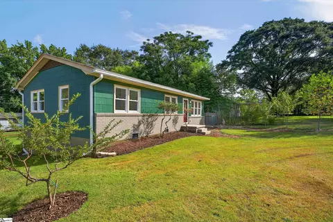 137 Anderson Dr, Spartanburg, SC 29302
