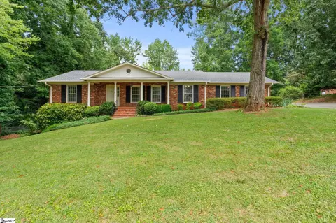 106 Spring Forest Rd, Greenville, SC 29615