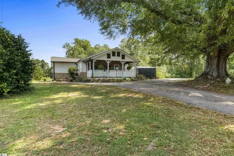 11764 Highway 76 W, Gray Court, SC 29645