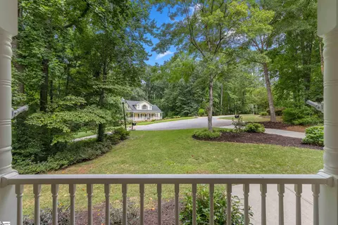 Exterior - 607 Shadow Oaks Dr, Easley, SC 29642 photo 4 of 10