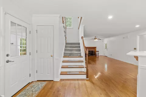 Entry Way - 607 Shadow Oaks Dr, Easley, SC 29642 photo 4 of 6