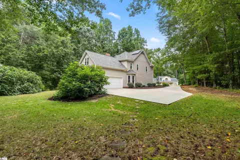 Exterior - 607 Shadow Oaks Dr, Easley, SC 29642 photo 10 of 10