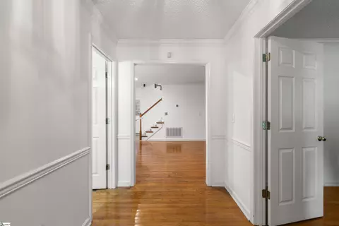 Entry Way - 607 Shadow Oaks Dr, Easley, SC 29642 photo 2 of 6
