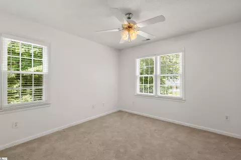 Bedroom - 607 Shadow Oaks Dr, Easley, SC 29642 photo 4 of 8