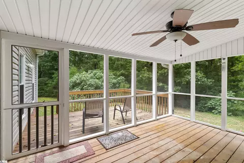 Exterior - 607 Shadow Oaks Dr, Easley, SC 29642 photo 5 of 10