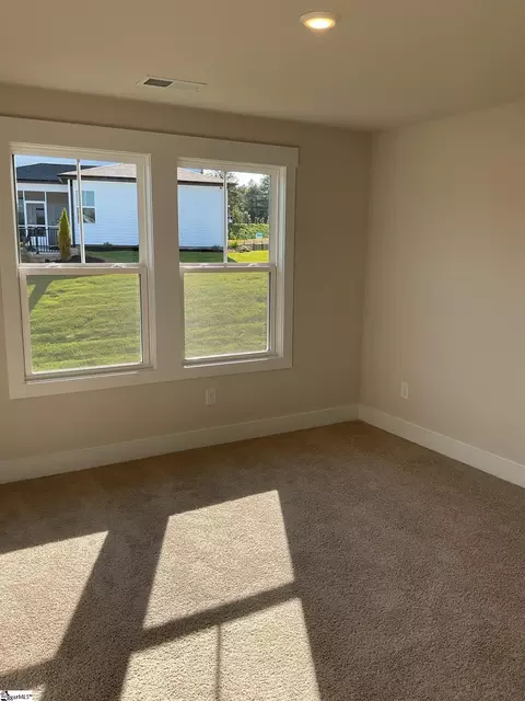 Bedroom - 113 Eagle Creek Dr, Central, SC 29630 photo 3 of 3