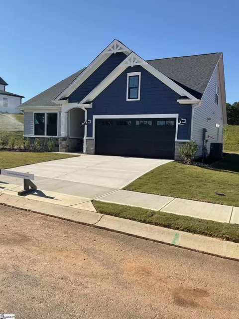113 Eagle Creek Dr, Central, SC 29630