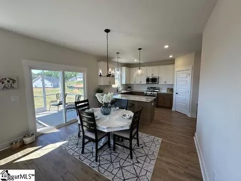Dining - 123 Osprey Lndg, Central, SC 29630 photo 1 of 1