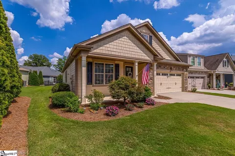 7 Briarhill Dr, Simpsonville, SC 29680