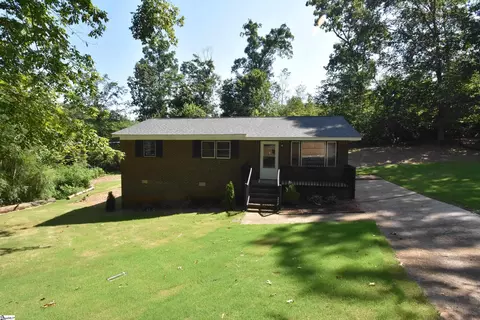 14 Theodore Cir, Greenville, SC 29611