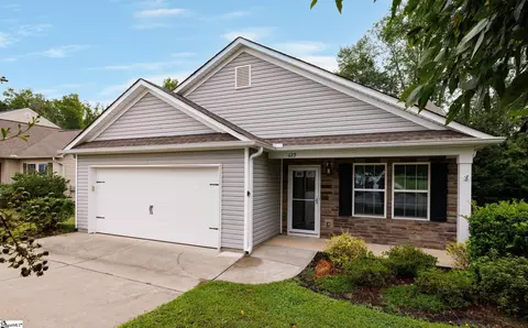 629 Fountainbrook Ln, Fountain Inn, SC 29644