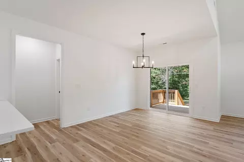 406 Burrell St, Pendleton, SC 29670 photo 9
