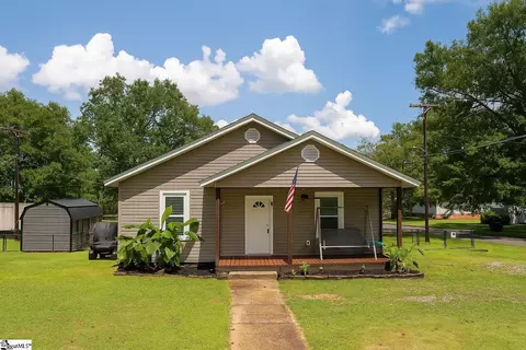 24 1st St, Inman, SC 29349