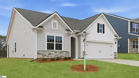 116 Depot Cir, Greenwood, SC 29646