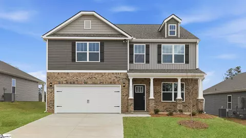 117 Depot Cir, Greenwood, SC 29646