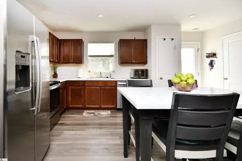 Kitchen - 113 Alice Ct, Easley, SC 29642 photo 2 of 3