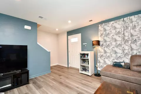 Entry Way - 113 Alice Ct, Easley, SC 29642 photo 1 of 4