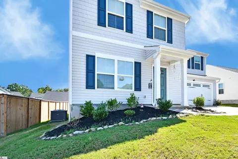 Exterior - 113 Alice Ct, Easley, SC 29642 photo 3 of 6