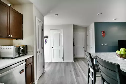 Entry Way - 113 Alice Ct, Easley, SC 29642 photo 2 of 4
