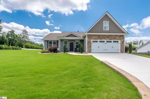 5 Smith Tractor Rd, Travelers Rest, SC 29690