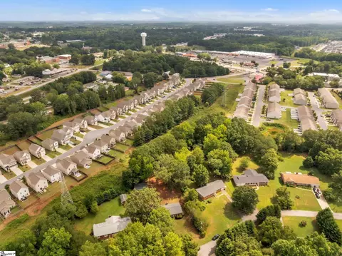 View/Area - 110 Cherokee Rd, Easley, SC 29642 photo 5 of 6