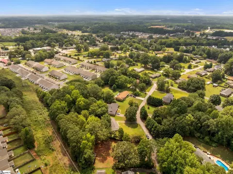 View/Area - 110 Cherokee Rd, Easley, SC 29642 photo 6 of 6